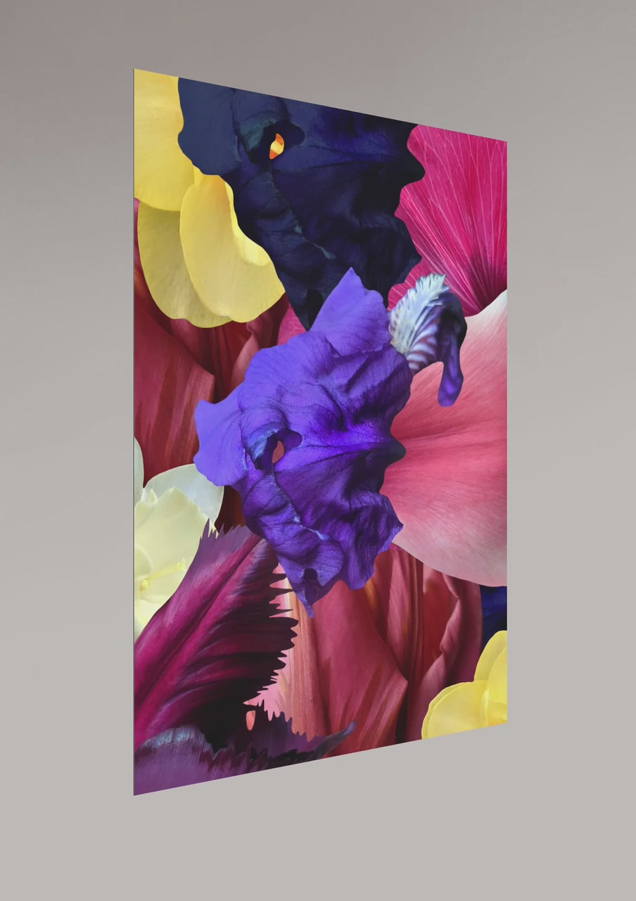 Kunstwerke von Theresa Lambrecht und Karolin Kruger aus der Ausstellung 'the garden in my heart' bei Dentons Kanzlei Berlin Gendarmenmarkt, digitale Kunst, Blumen Kunst, Großformate Blumen, Art for Sale