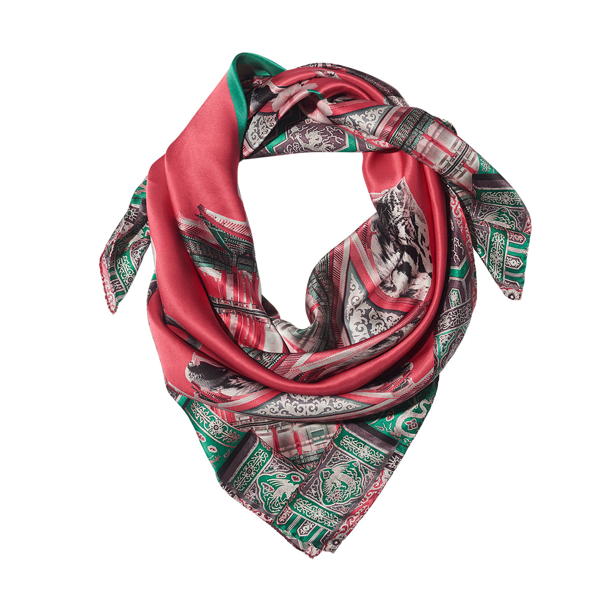 Luxuriöse Seidentücher von Theresa Lambrecht. Kunstvolle Designs für stilvolle Accessoires oder als Geschenk für Kunstliebhaber. Kadewe Aisa Collection.